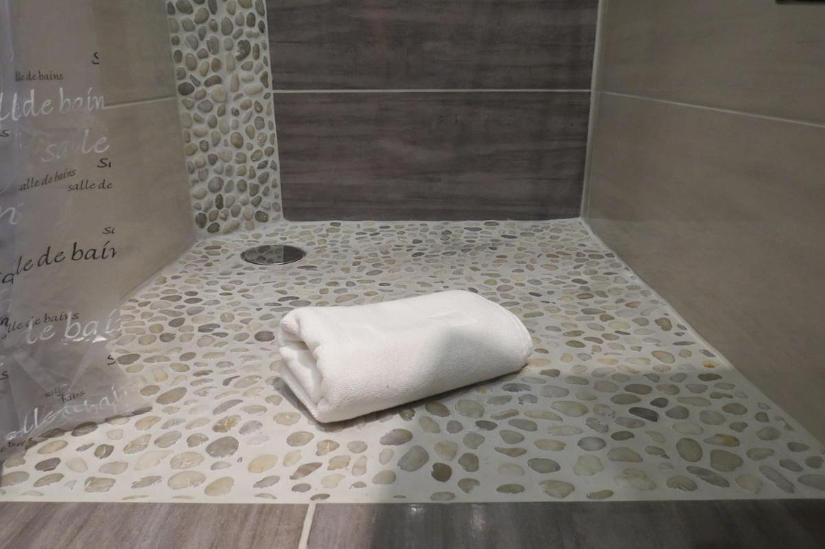 Titi Classic & Trendy Apartman Buk Luaran gambar