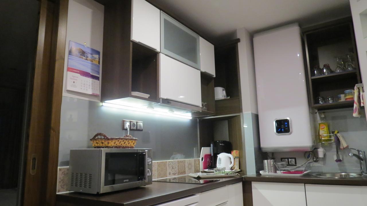 Titi Classic & Trendy Apartman Buk Luaran gambar